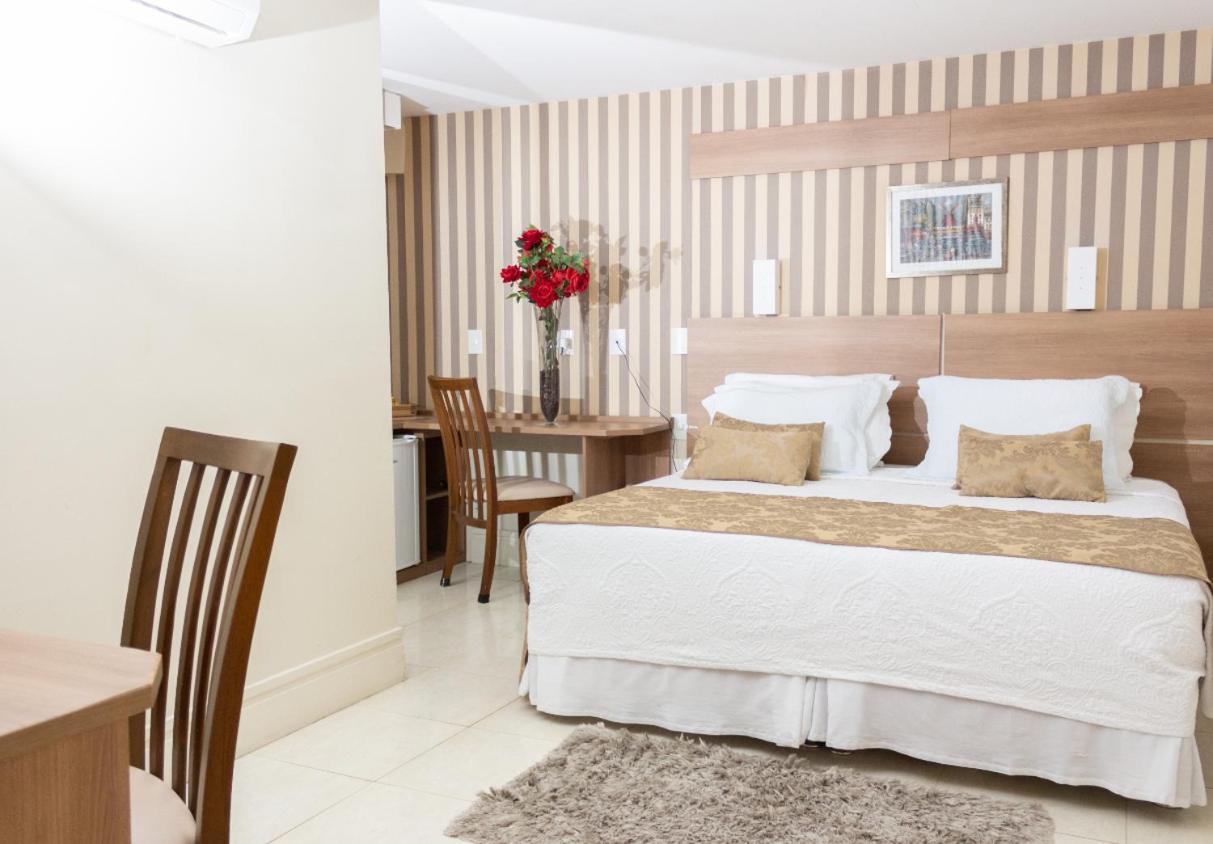 Hotel Cravo E Canela กัมโปส โดส กอยตากาเซส ภายนอก รูปภาพ