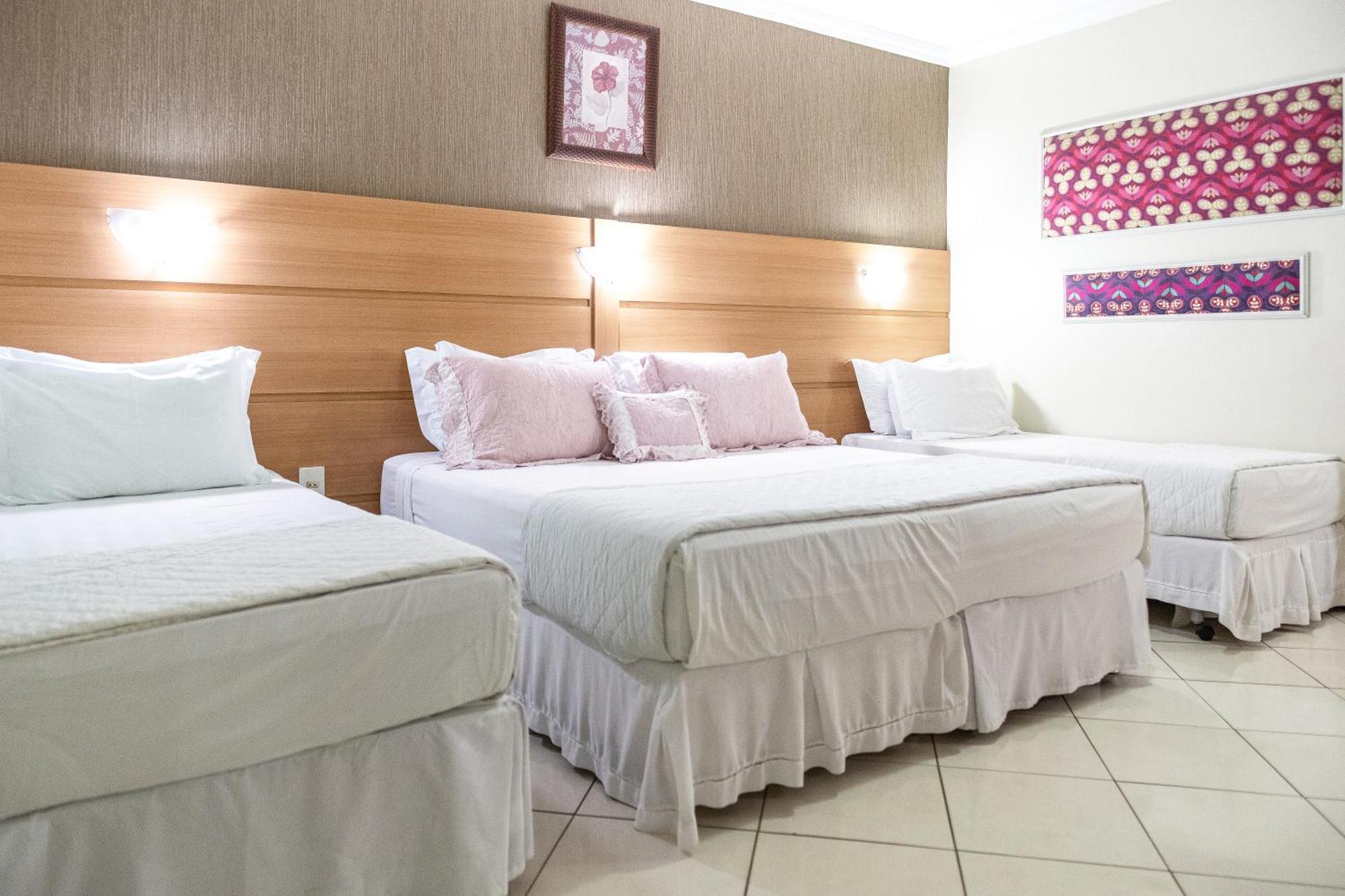 Hotel Cravo E Canela กัมโปส โดส กอยตากาเซส ภายนอก รูปภาพ